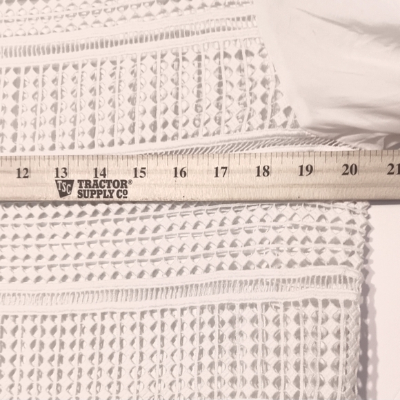 Banana Republic Eyelet Boho Chic White Blouse  Lg Lined 3/4 Sleeve Versatile - Picture 9 of 11